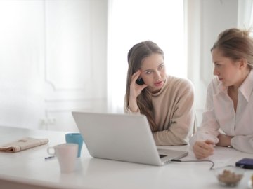 跨境電商注冊地選擇全攻略：中國賣家分階段布局全球市場