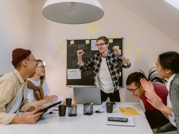 如何快速查詢香港公司股東信息？一招教你搞定